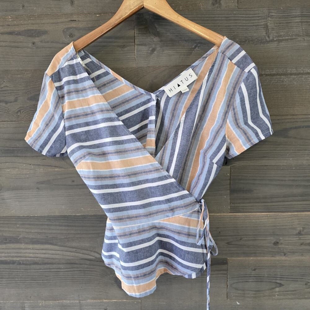 Hiatus Women’s Med Small Striped Wrap Blouse Flutter Boutique Preppy Boho